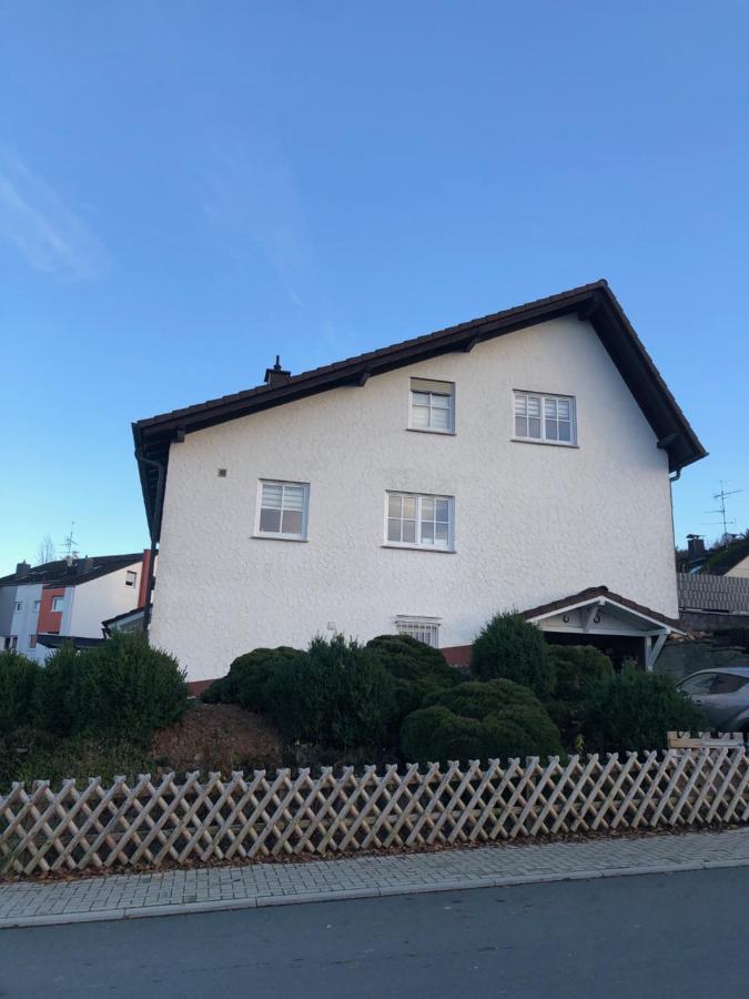 Ferienwohnung 1 Zimmer, Küche und Bad  Taunusstein Exterior foto