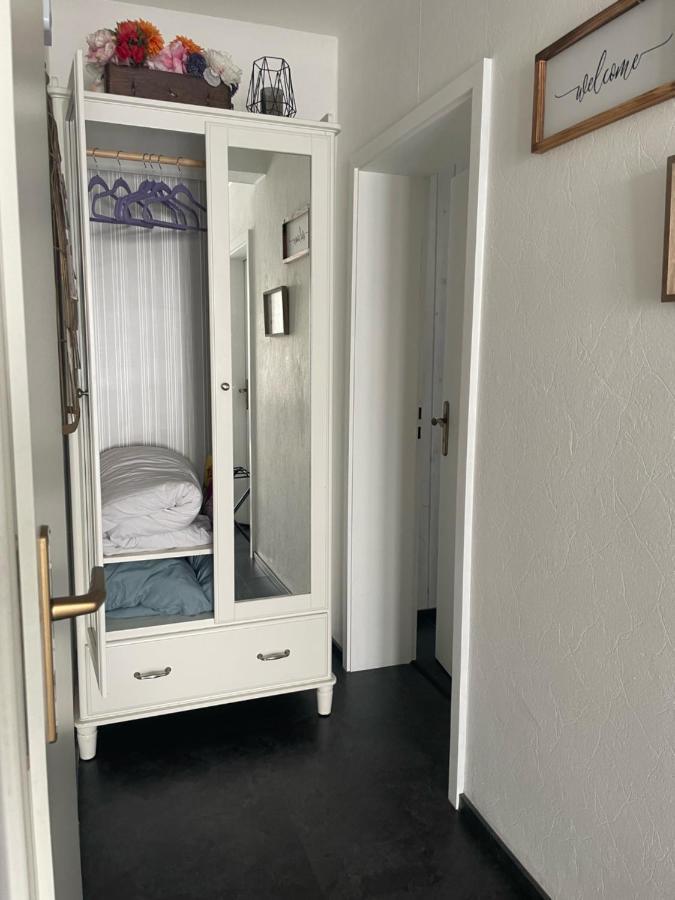 Ferienwohnung 1 Zimmer, Küche und Bad  Taunusstein Exterior foto